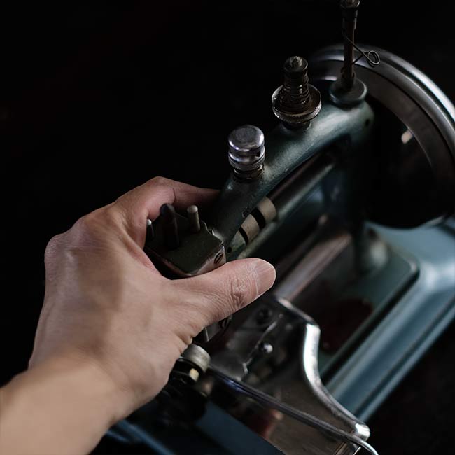 Iizuka Manufacturing LINKING MACHINE