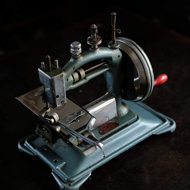 Iizuka Manufacturing LINKING MACHINE