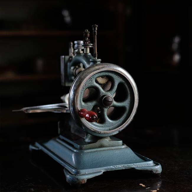 Iizuka Manufacturing LINKING MACHINE