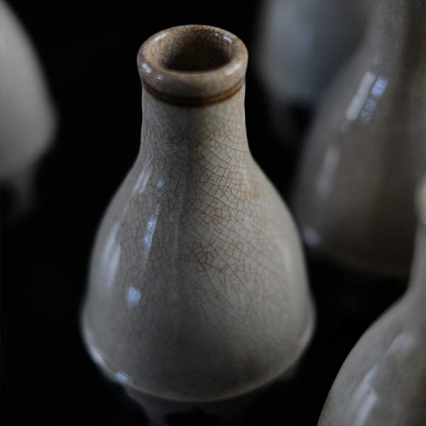 Sake bottle (sold individually)