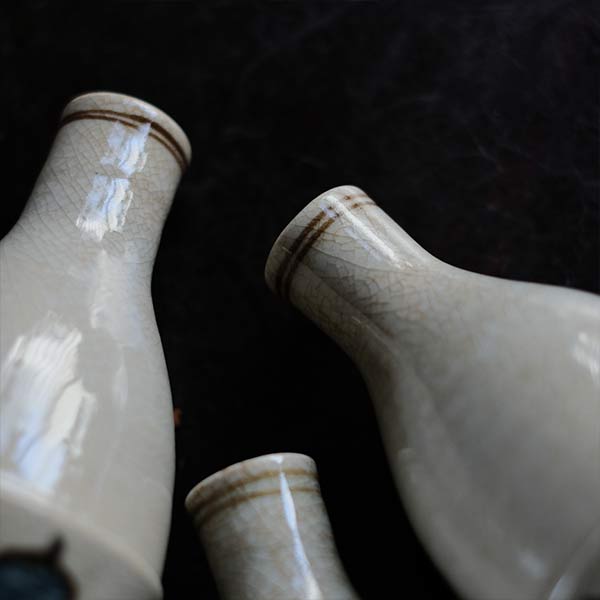 Sake bottle (sold individually)