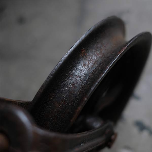 Cast iron pulley