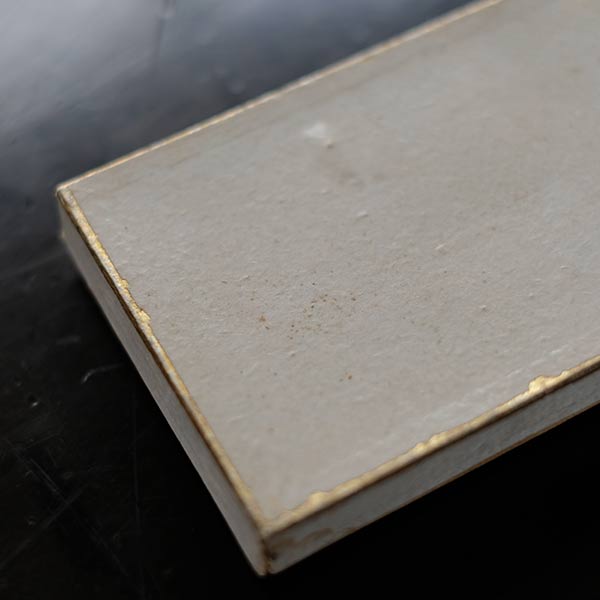 箱入りのボタン(デッドストック)茶