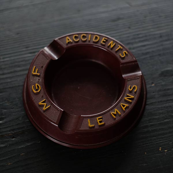 French ashtray