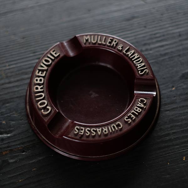 French ashtray