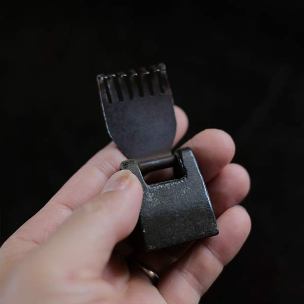 Knitting machine weights