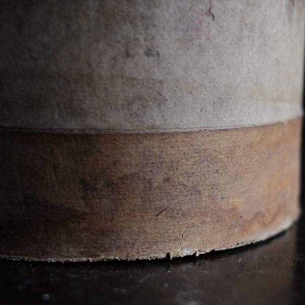 lacquer bucket