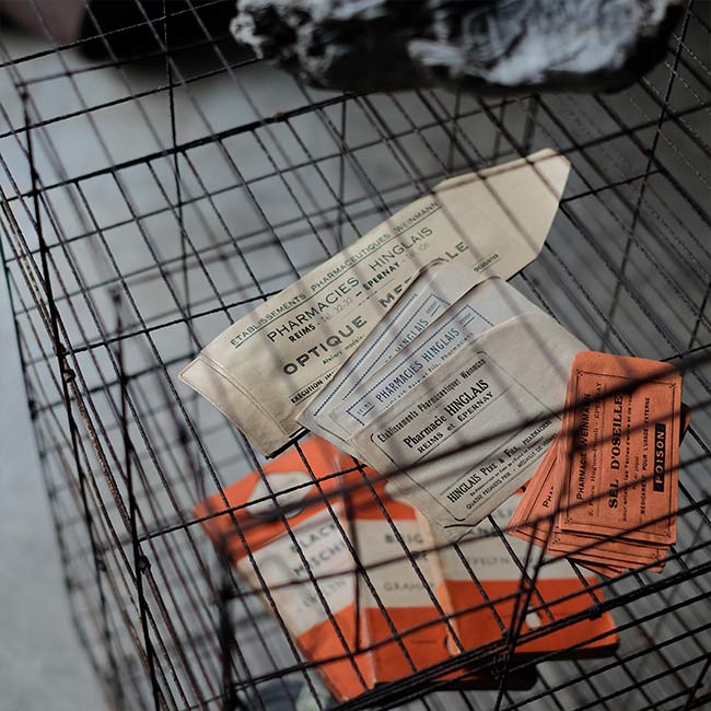 ニワトリのケージ(鶏舎)