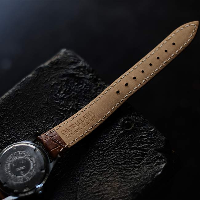 Llomer manual winding watch