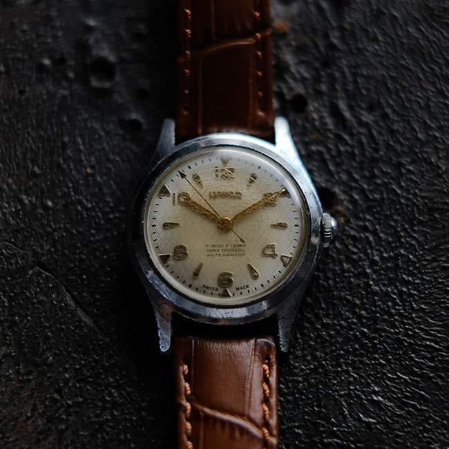 Llomer manual winding watch