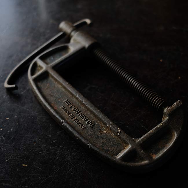 Nippon Riki Co. Clamp