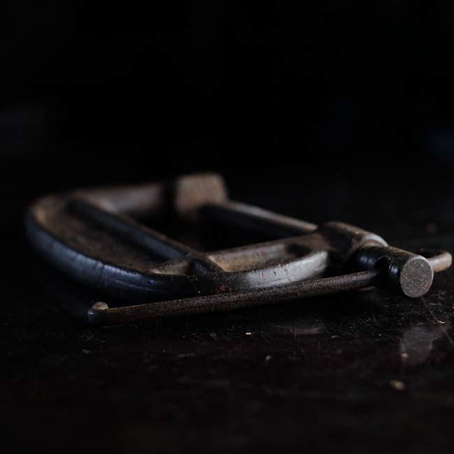 Nippon Riki Co. Clamp