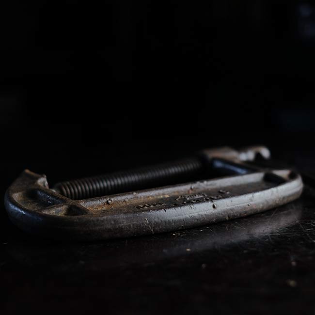Nippon Riki Co. Clamp