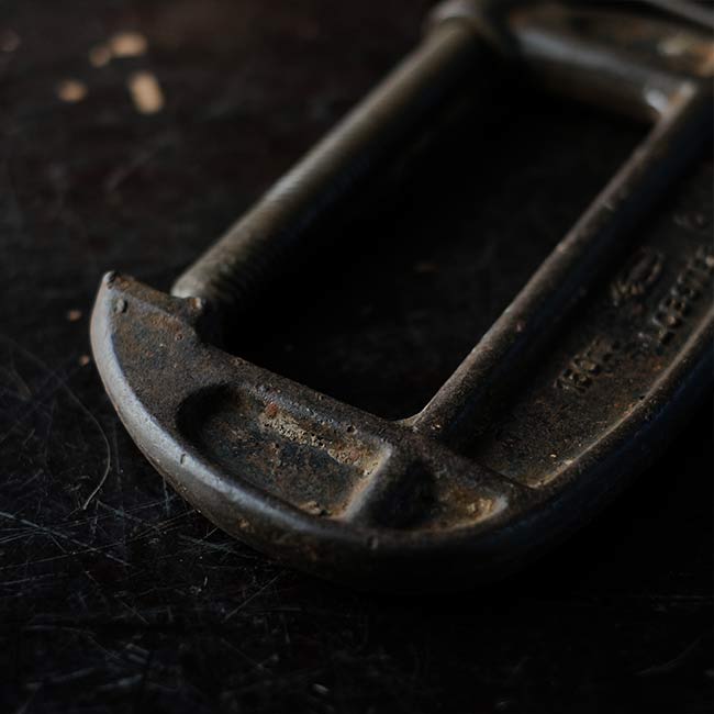 Nippon Riki Co. Clamp