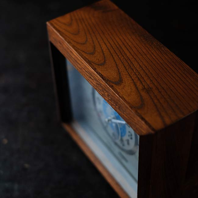 LORD KING WORLD TIME Table Clock