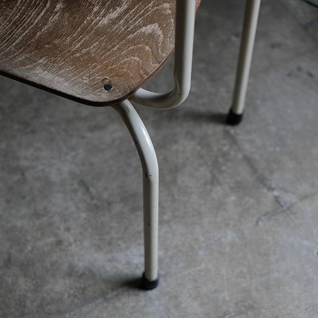 スクールチェア