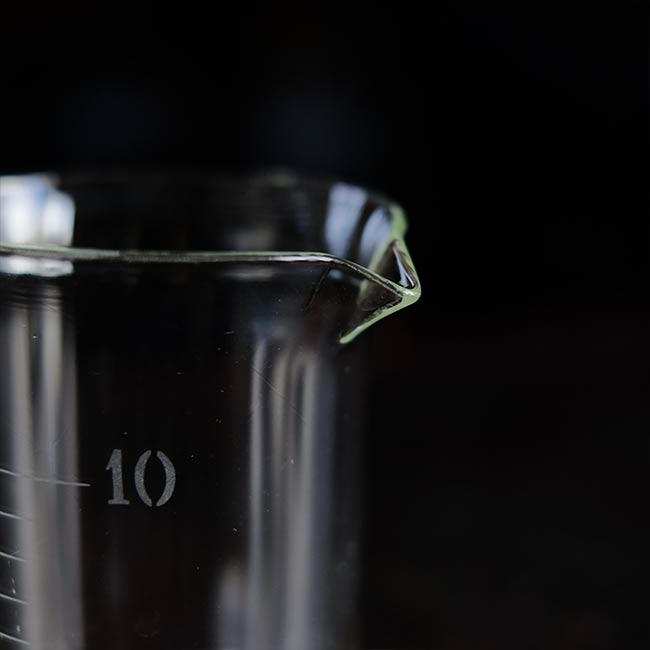 10oz measuring cylinder