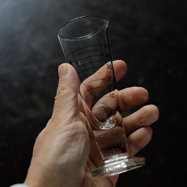 50ml measuring cylinder