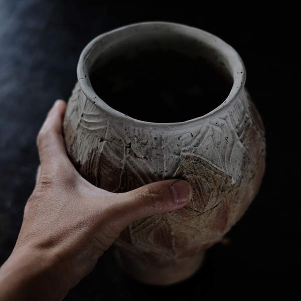 Middle Eastern pottery
