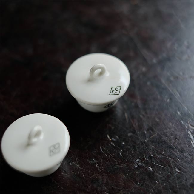 Porcelain mini crucible