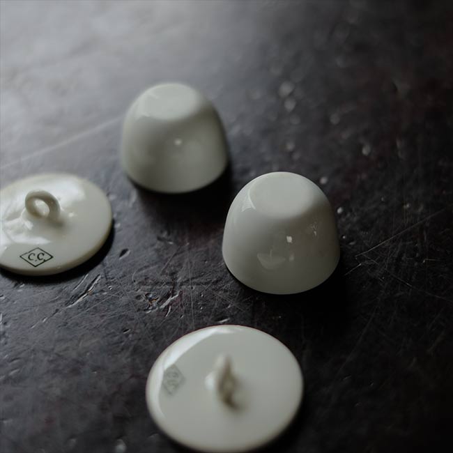 Porcelain mini crucible