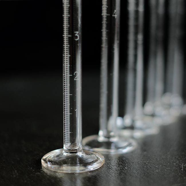 宮原計量器製作所メスシリンダー 5cc