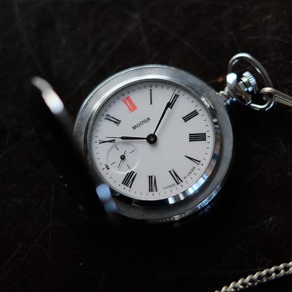 MOLNIJA pocket watch