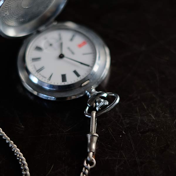 MOLNIJA pocket watch