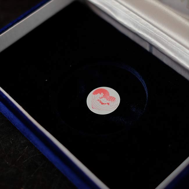 Japan Heart Foundation Tabletop Magnifying Glass