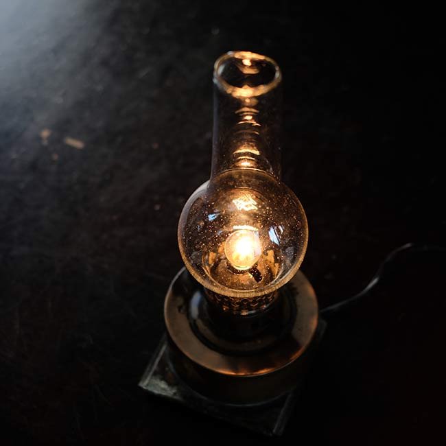 Oil lamp light