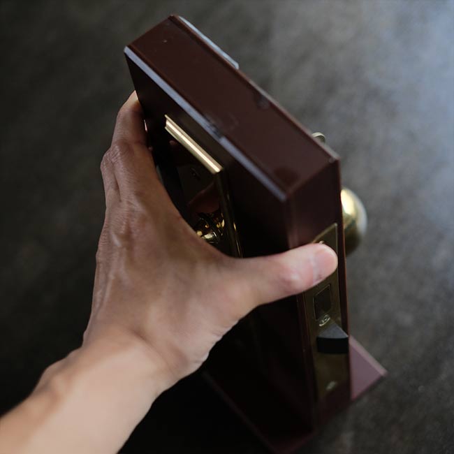 Oshima Doorknob Lock Model