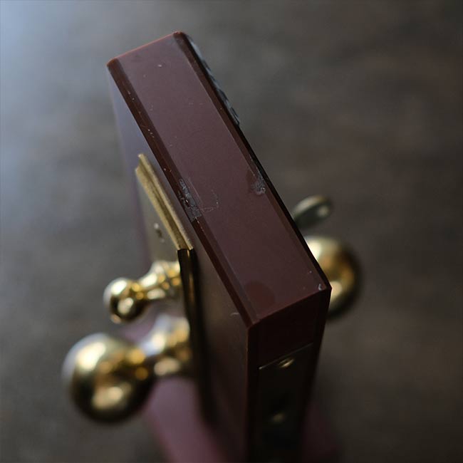 Oshima Doorknob Lock Model