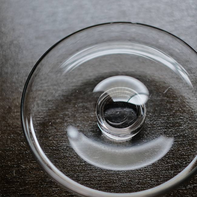 Blown glass container