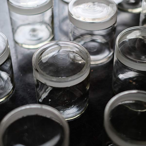 Glass container (deadstock)