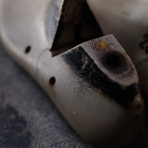 Resin shoe lasts