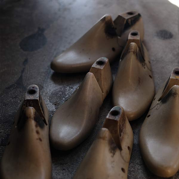 樹脂製の靴型
