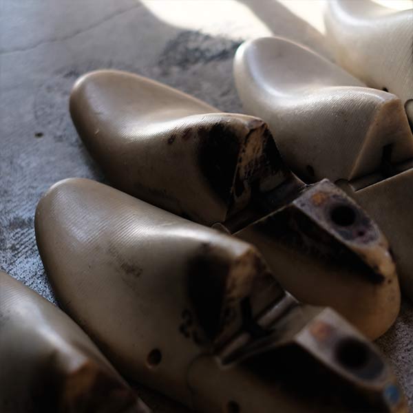 Resin shoe lasts