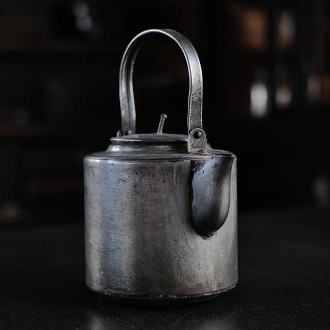 鉄の薬缶 – zakka store towi