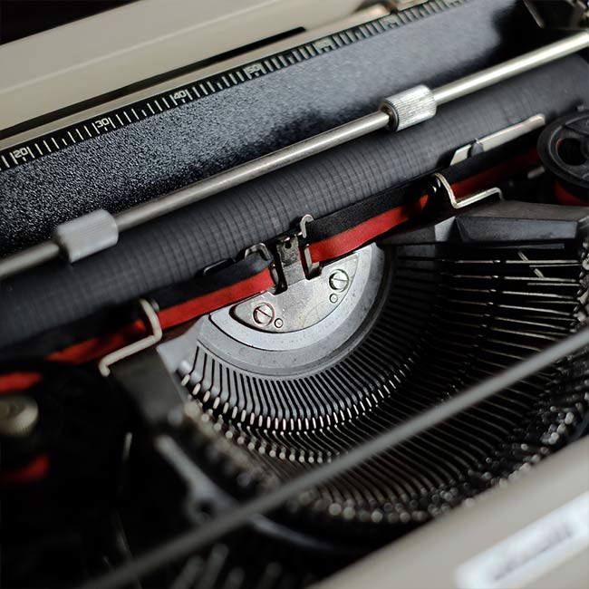 OLIVETTI Lettera 25 typewriter ink ribbon replaced