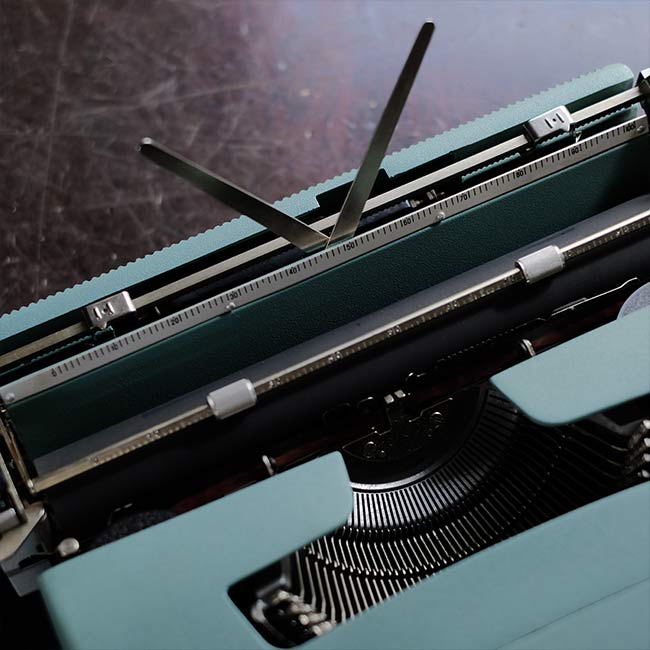 OLIVETTI Lettera 32 typewriter with ink ribbon replaced