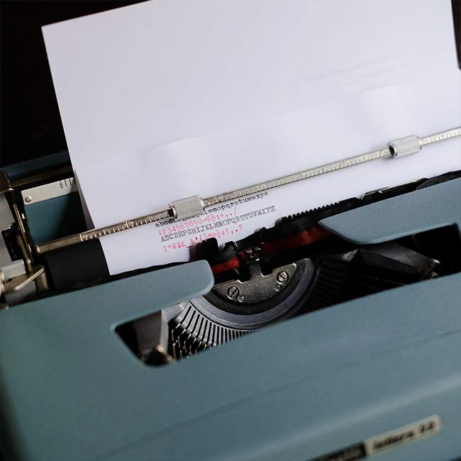 OLIVETTI Lettera 32 typewriter with ink ribbon replaced