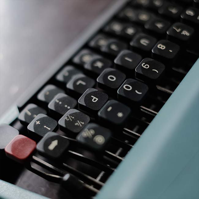 OLIVETTI Lettera 32 typewriter with ink ribbon replaced