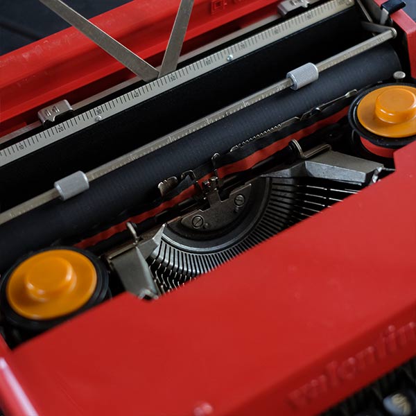 OLIVETTI Valentine typewriter ink ribbon replaced