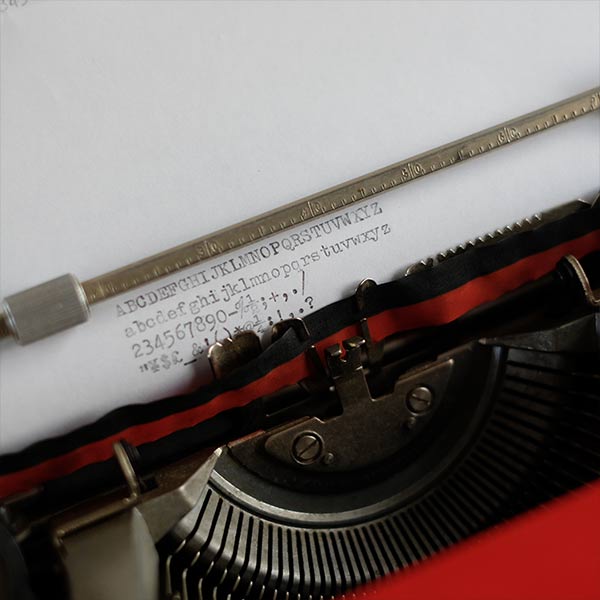 OLIVETTI Valentine typewriter ink ribbon replaced