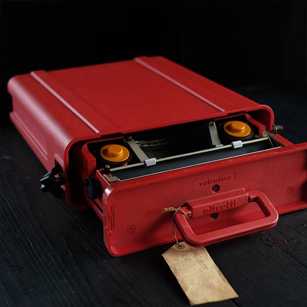OLIVETTI Valentine typewriter ink ribbon replaced