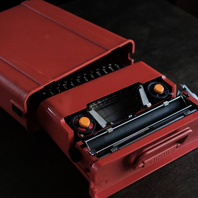 OLIVETTI Valentine S タイプライター インクリボン交換済み 訳あり
