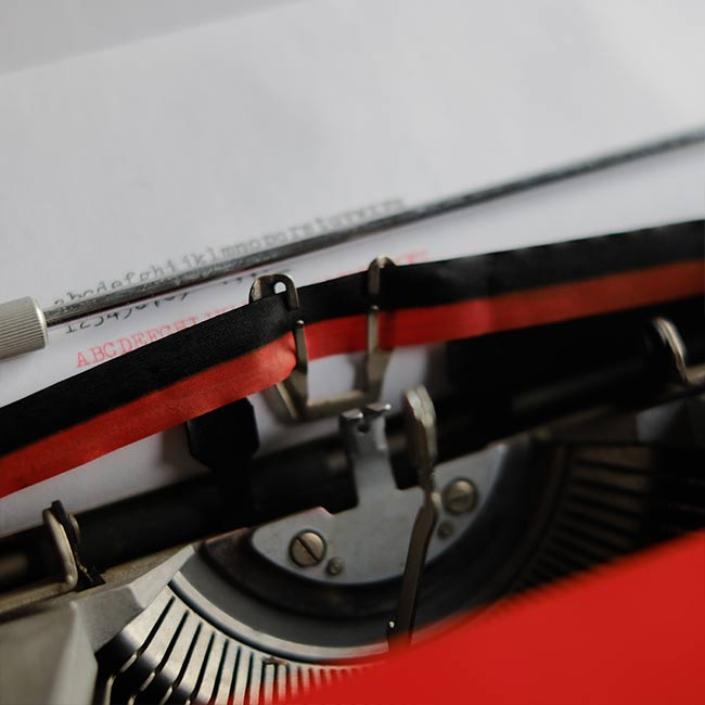 OLIVETTI Valentine S typewriter ink ribbon replaced