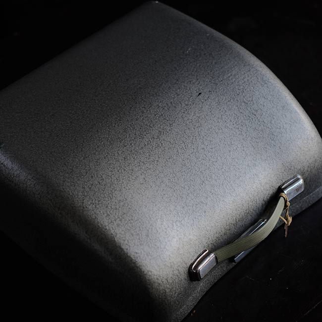 OLYMPIA De Luxe SM3 typewriter ink ribbon replaced