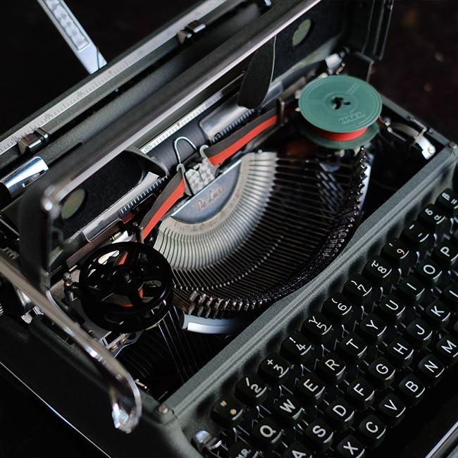OLYMPIA De Luxe SM3 typewriter ink ribbon replaced