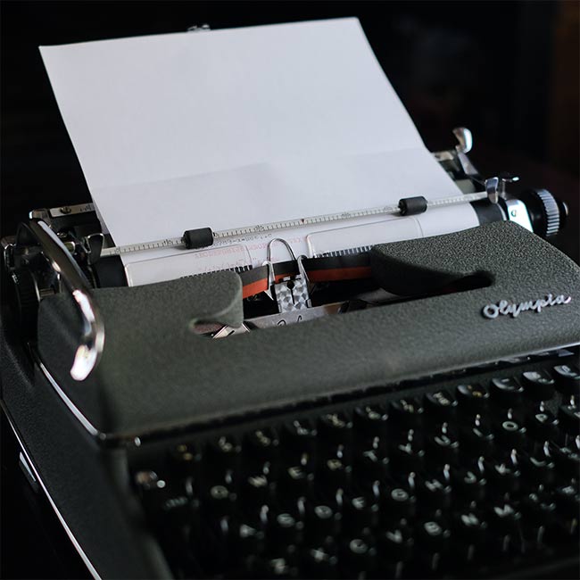 OLYMPIA De Luxe SM3 typewriter ink ribbon replaced